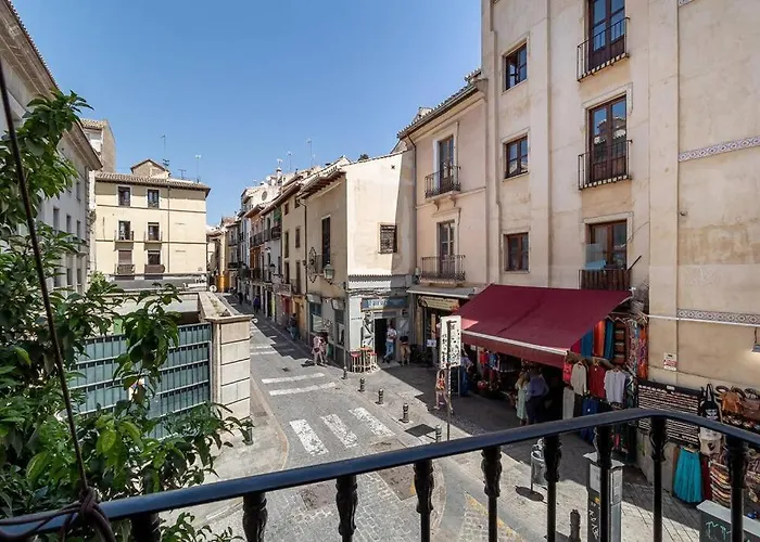 Ch Elvira Luxury Apartment